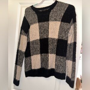 Lucky Brand Black and Cream Checkered Sweater